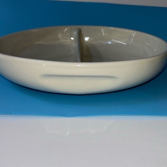 New Russel Wright by Oneida 10-3/8" Divided Vegetable Bowl Linen Creme - Picture 5 of 7